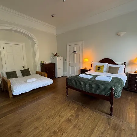 3 Berkeley Square Guesthouse-3